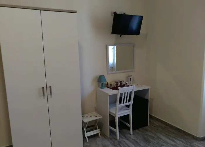 Πανσιόν La Branda Brin 3*